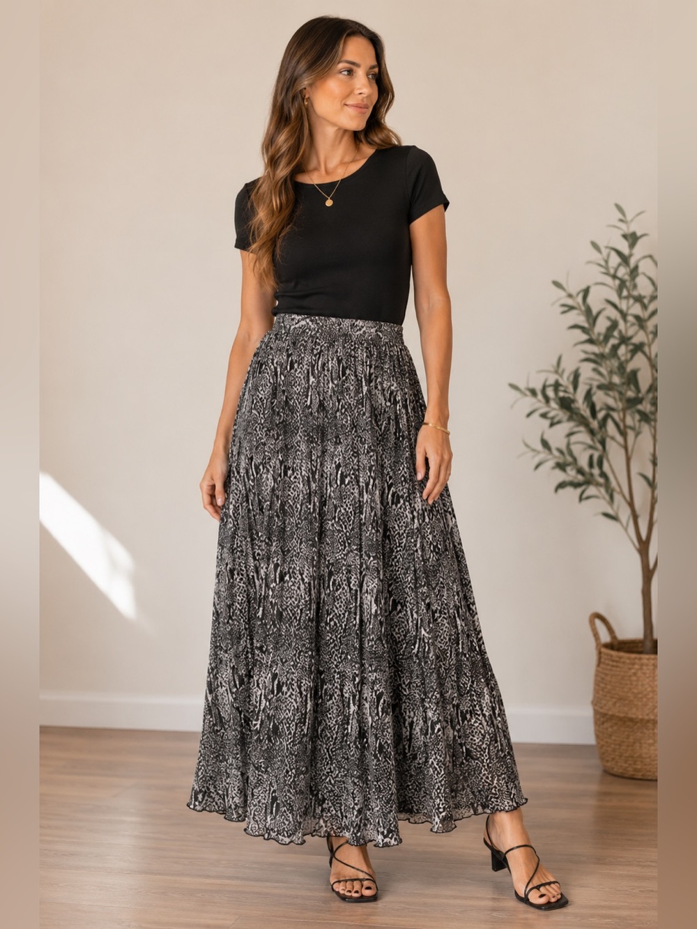 Cathy Daniels Black Gray Snakeskin Print Pleated Maxi Skirt Plus Size 1X Boho